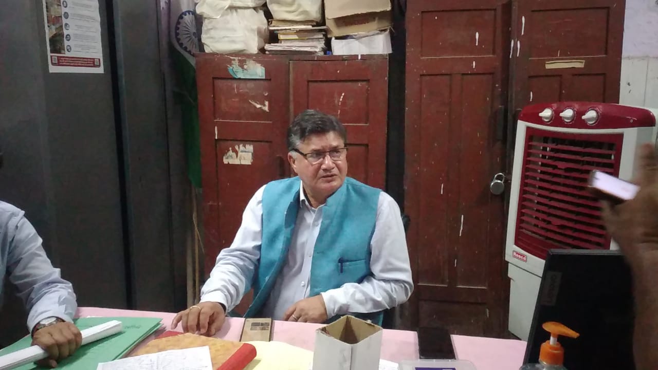 सीएचसी से एक्सपायरी दवा वितरण अस्पताल धमके  सीएमओ घंटो चली जांच, कहा दोषी के खिलाफ होगी कार्रवाई