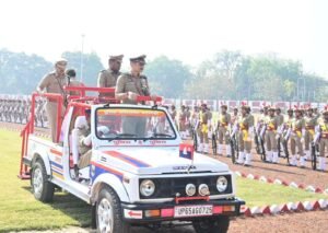 पुलिस आयुक्त कमिश्नरेट वाराणसी मोहित अग्रवाल के निर्देशन में रिजर्व पुलिस लाइन में प्रशिक्षणरत महिला आरक्षियों की पासिंग आउट परेड का ग्रैंड रिहर्सल सम्पन्न, महिला सशक्तिकरण की दिशा में एक और सशक्त कदम ;