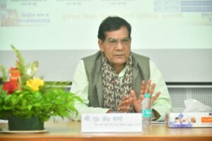 ऊर्जा मंत्री ए.के. शर्मा का बड़ा फैसला: 1 किलोवाट उपभोक्ताओं का 30 दिन नहीं कटेगा कनेक्शन, 2 किलोवाट को ₹200 तक छूट;