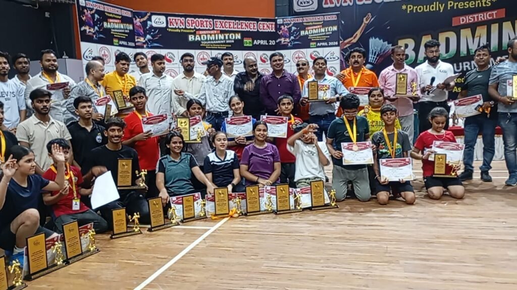 KVN बैडमिंटन एकेडमी में जिला चैंपियनशिप का समापन: 181 खिलाड़ियों को मिले गोल्ड मेडल और ट्रॉफी;