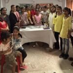 आत्मनिर्भर भारत की ओर कदम: नव सृजन फाउंडेशन ने मेहंदी प्रतियोगिता से महिलाओं का बढ़ाया हौसला;