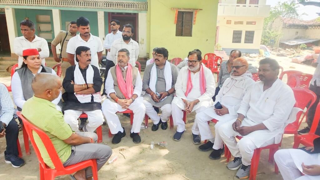 मनीष हत्याकांड: सपा सांसद वीरेंद्र सिंह बोले- पत्नी को सरकारी नौकरी, अपराधियों का हो एनकाउंटर;