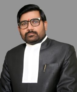 लखनऊ के महानगर क्षेत्र में अधिवक्ता को जान से मारने का प्रयास, अधिवक्ता ने लगाए गंभीर आरोप;
