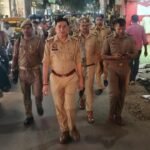 चेतगंज पुलिस का पैदल गश्त व अतिक्रमण अभियान जारी, अपराध नियंत्रण को लेकर सख्ती;