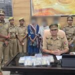 चौक पुलिस की कार्रवाई: चोरी के 3 आरोपी गिरफ्तार, 31,800 रुपये बरामद;