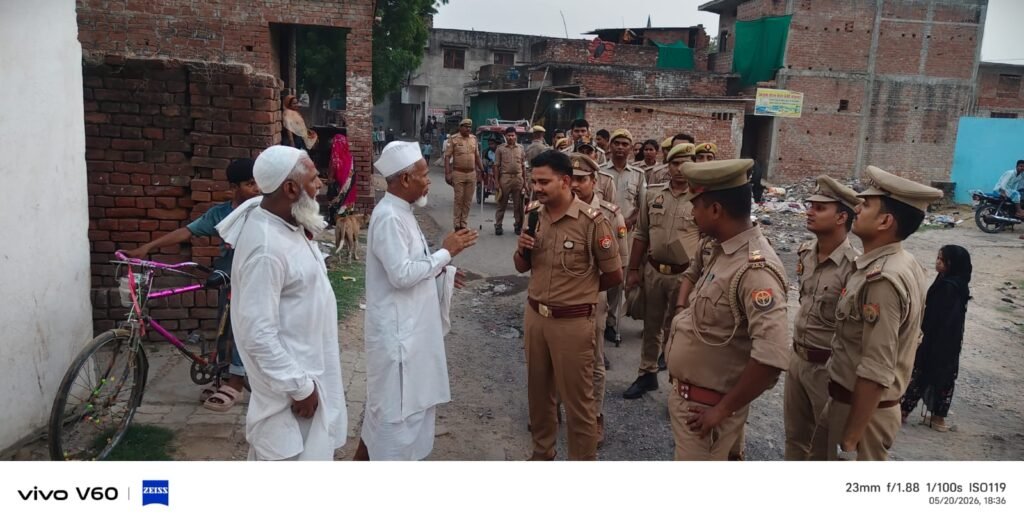 बकरा ईद से पहले लोहता पुलिस का पैदल गश्त, थाना प्रभारी बोले- अफवाह फैलाने वालों पर होगी सख्त कार्रवाई;