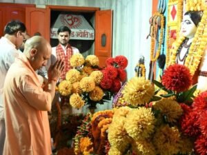 गोरखपुर में CM योगी का दूसरा दिन: आज जनता दर्शन और परियोजनाओं का लोकार्पण;