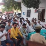 वाराणसी: कोटवां चौकी में पीस कमेटी की बैठक, थाना प्रभारी बोले- अफवाह फैलाने वालों पर होगी कार्रवाई;
