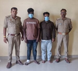 थाना सिंधोरा पुलिस द्वारा चर्चित रोहित राजभर प्रकरण का सफल अनावरण, प्रकरण से सम्बन्धित 02 नफर अभियुक्त गिरफ्तार व मोटर साइकिल बरामद;