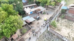 बकरीद को लेकर प्रशासन सख्त: रोहनिया एसीपी संजीव शर्मा ने लिया सुरक्षा का जायजा, दी हिदायतें;