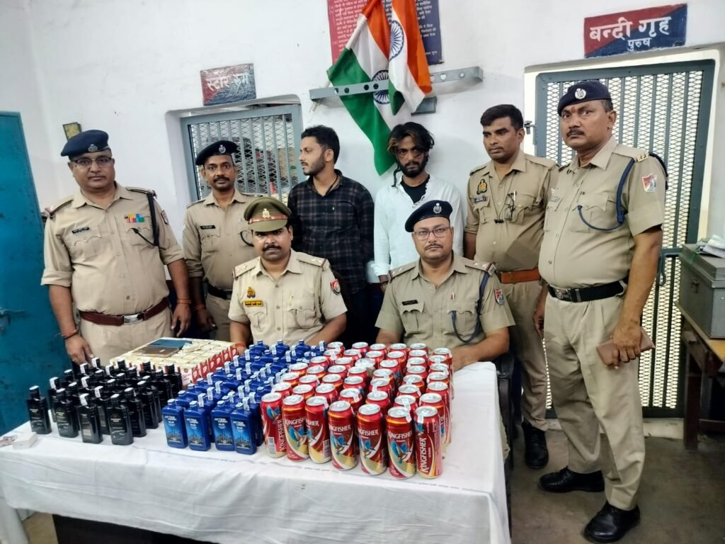 वाराणसी सिटी: RPF ने सारनाथ एक्सप्रेस से बिहार ले जाई जा रही 44 लीटर शराब पकड़ी, 2 गिरफ्तार;
