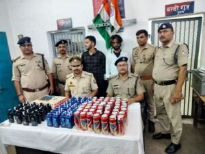 वाराणसी सिटी: RPF ने सारनाथ एक्सप्रेस से बिहार ले जाई जा रही 44 लीटर शराब पकड़ी, 2 गिरफ्तार;