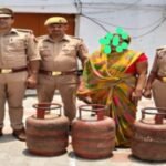 तीन घरेलू गैस सिलेंडरों के साथ महिला गिरफ्तार;
