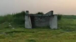 मोतिहारी: ‘न सड़क, न जरूरत फिर भी बन गई लाखों की पुलिया’, केसरिया में मनरेगा के तहत विकास या भ्रष्टाचार;